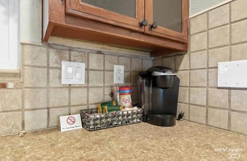 Bella Vista House | Wooded, Quiet Cottage, Very close to the Back 40