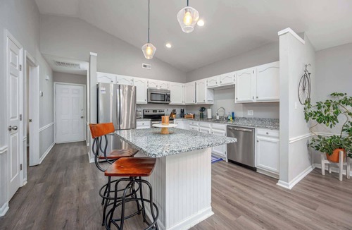 Durham House | Wooded Retreat: Pet-Friendly House with Deck