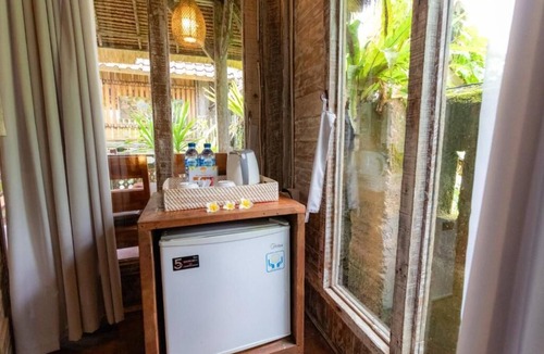 Melayang House | Wooden Bungalow - 10 minute from Ubud Center