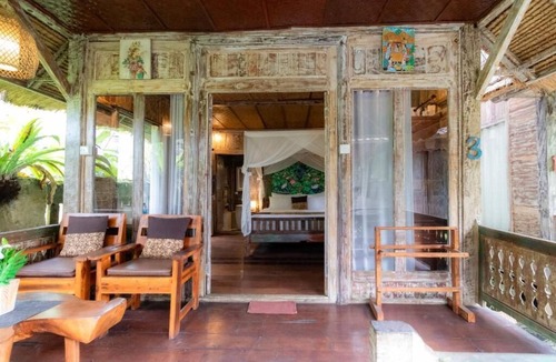 Melayang House | Wooden Bungalow - 10 minute from Ubud Center