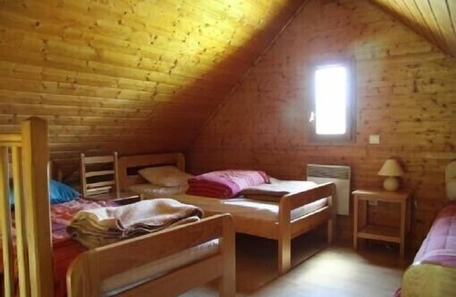 La Chapelle-d'Alagnon Ski Chalet | Wooden Chalet for 4/5 persons