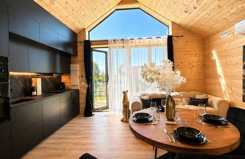 Longnes Cottage | Wooden cottage villa