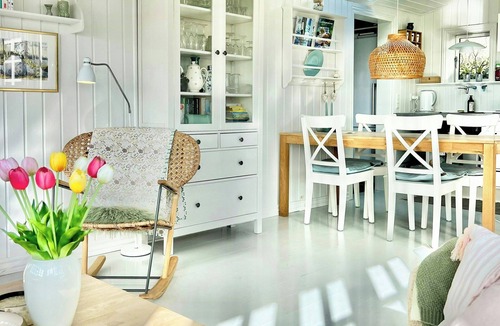Nibe House | Wooden cottage with open view to Sebbersund fjord