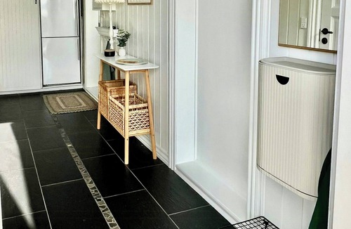 Nibe House | Wooden cottage with open view to Sebbersund fjord