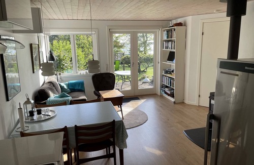 Sonderhav House | Wooden holiday home at 1100 m2 forest land for 2 persons