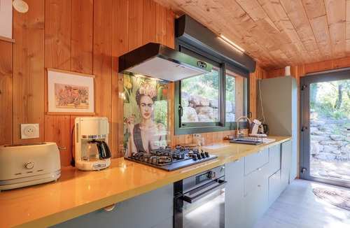 Salavas House | Wooden House/Cabin - Pont d’Arc – Nature & Tranquility
