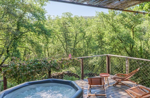 Salavas House | Wooden House/Cabin - Pont d’Arc – Nature & Tranquility
