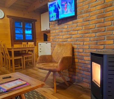 Brckovljani House | Wooden house Cypres