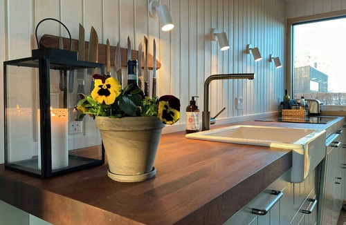 Saksild Strand House | Wooden house from the 1960s at Saksild Beach