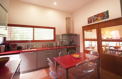 Castelnau-le-Lez House | * / * / * WOODEN ZEN VILLA * \ * \ *