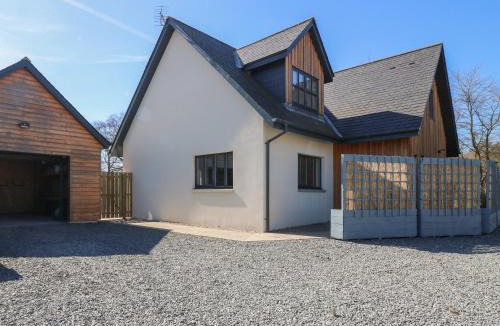 Ellon House | Woodend Croft
