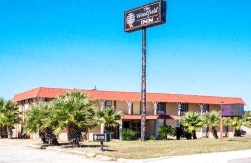 Sweet Home Hotel | Woodfield Inn & Suites Hotel O, Yoakum TX 111