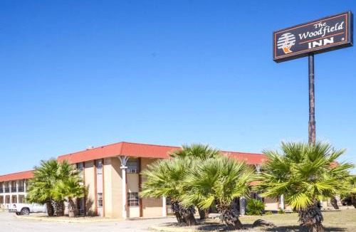 Sweet Home Hotel | Woodfield Inn & Suites Hotel O, Yoakum TX 111