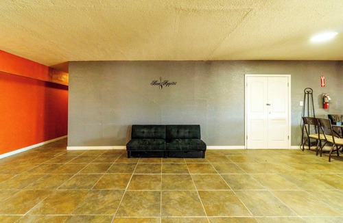 Sweet Home Hotel | Woodfield Inn & Suites Hotel O, Yoakum TX 111
