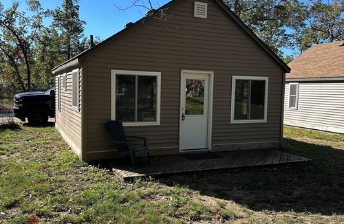 Indian River Cabin | Woodhaven Cottages 15