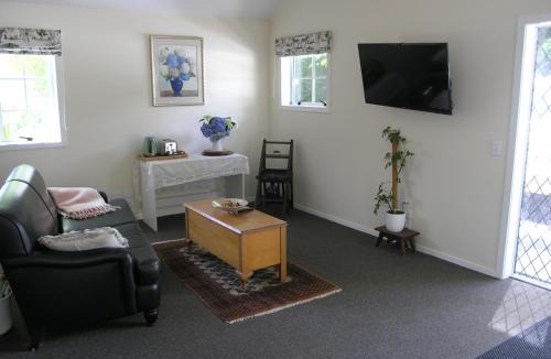 Karapiro Apartment | Woodhey Retreat Unit 2