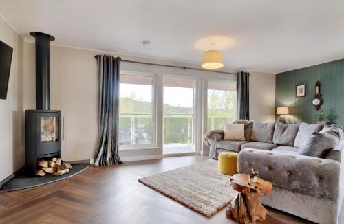 Pooley Bridge House | Woodhouse Lodge