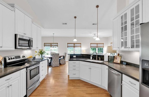 Vass House | Woodlake House