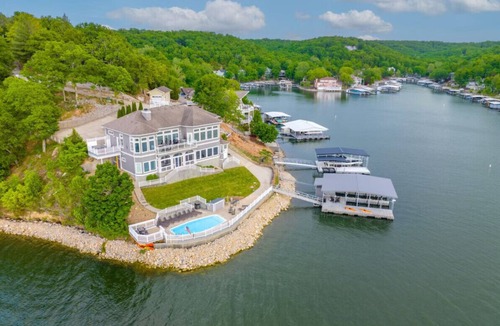 Linn Creek House | Woodland - Amazing 6,000 SF home -private pool - Hot tub- Sleeps 26