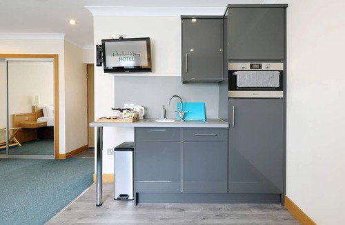 Girvan Hotel | Woodland Bay Hotel