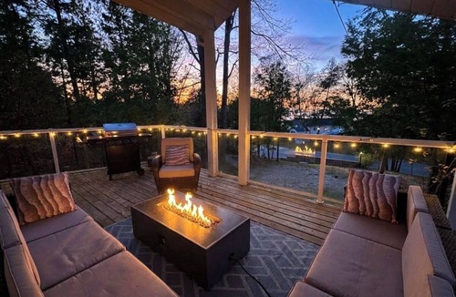 Tiny Cottage | Woodland Beach Sunset Haven