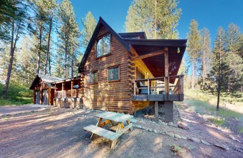 New Meadows House | Woodland Chalet