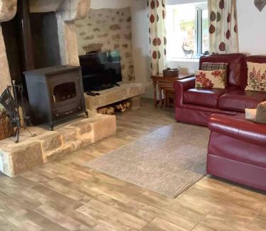 Faux-la-Montagne House | Woodland Cottage