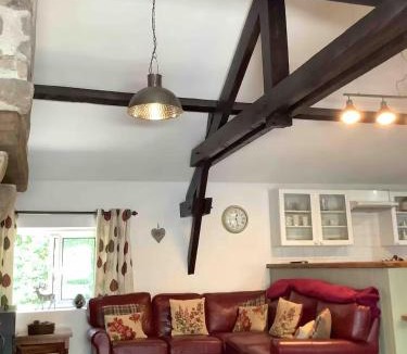 Faux-la-Montagne House | Woodland Cottage