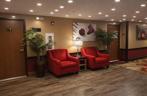 Greenwich Hotel | Woodland Inn and Suites Extended Stay
