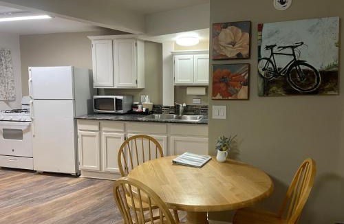 Salida Hotel | Woodland Motel