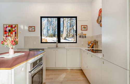 Round Top House | Woodland Oasis by Rove Travel - Fire Pit & Views