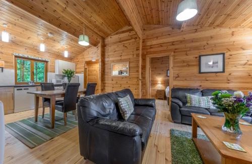 Overton-on-dee Resort | Woodland Park Lodges