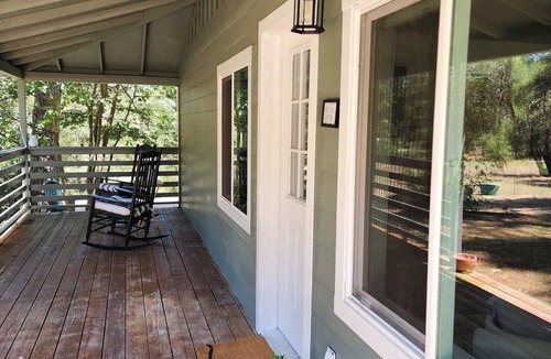 Mariposa House | Woodland Pines