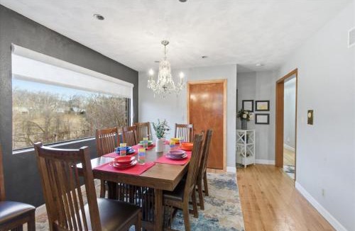 Independence House | Woodland Reserve - Peaceful Ranch Near Stadiums