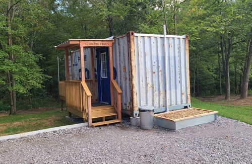 Eddyville House | Woodland Trails