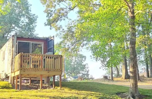 Eddyville House | Woodland Trails