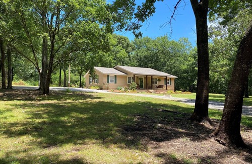 Hulbert Cottage | Woodlands - 3 bedroom, 2 full bath secluded beauty next to Sequoyah State Park