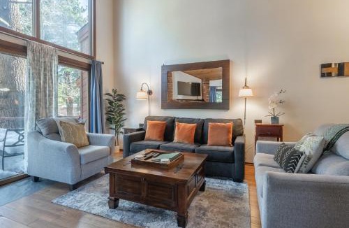 Mammoth Lakes Villa | Woodlands 44