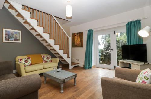 Little Cowarne House | Woodlands Cottage