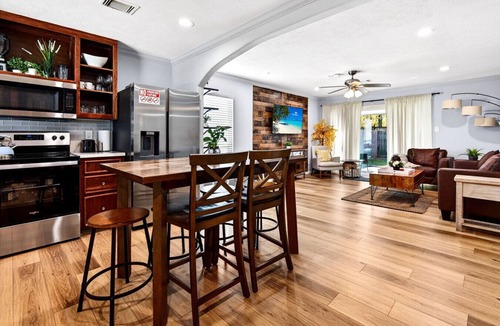 Grogan's Mill House | Woodlands Escape: Come to Relax.