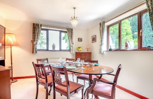 Newent House | Woodlands