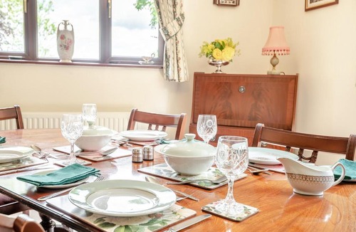 Newent House | Woodlands