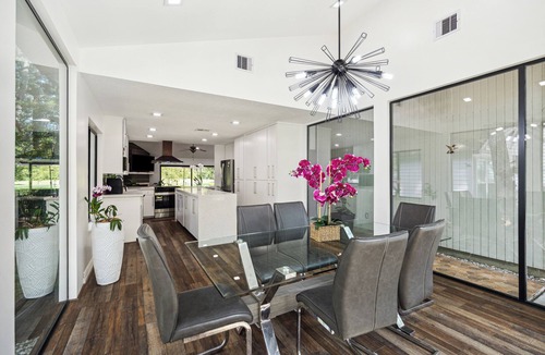 Grogan's Mill House | Woodlands Luxury home 5 bedrooms on the golf course