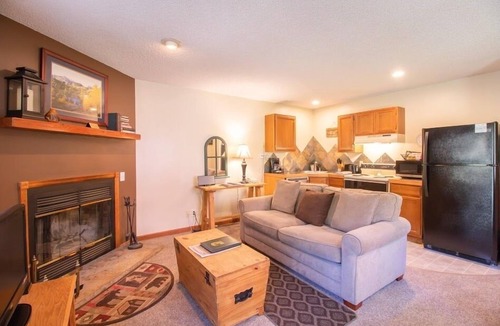 Estes Park Condo | Woodlands on Fall River