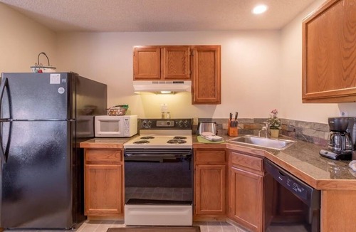 Estes Park Condo | Woodlands on Fall River