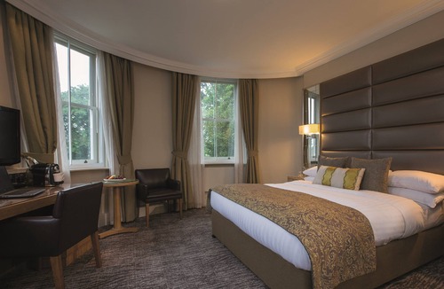 Cobham Hotel | Woodlands Park Hotel