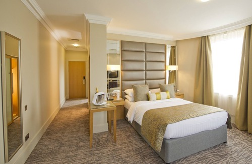 Cobham Hotel | Woodlands Park Hotel