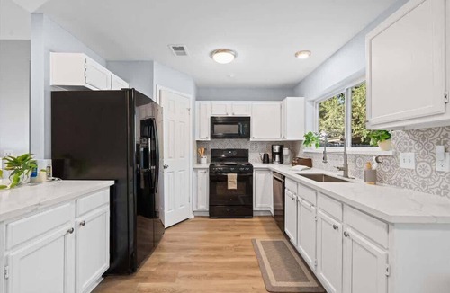 Indian Springs House | Woodlands Retreat with Pool & Game Room