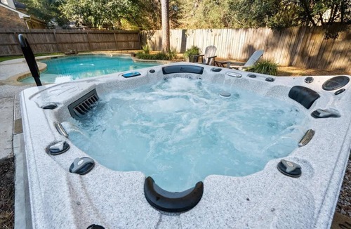 Indian Springs House | Woodlands Retreat with Pool & Game Room