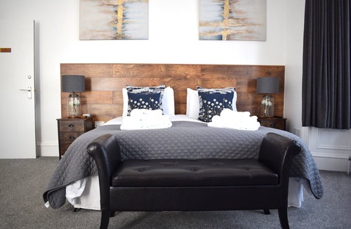 Gatehouse-of-Fleet House | Woodlyn Guest House